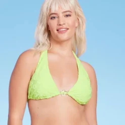 Women's Daisy Textured Ring Front Triangle Bikini Top - Wild Fable™ Green 15 Women's Daisy Textured Ring Front Triangle Bikini Top - Wild Fable™ Green -Thredup Fashion Shop GUEST e68eeeee da45 4c0f 8e2b b3f93f70eb10